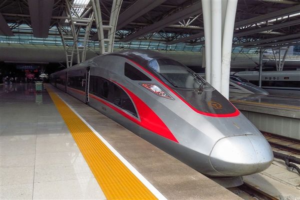 12306：鐵路試點(diǎn)刷碼乘車，車票將無紙化！